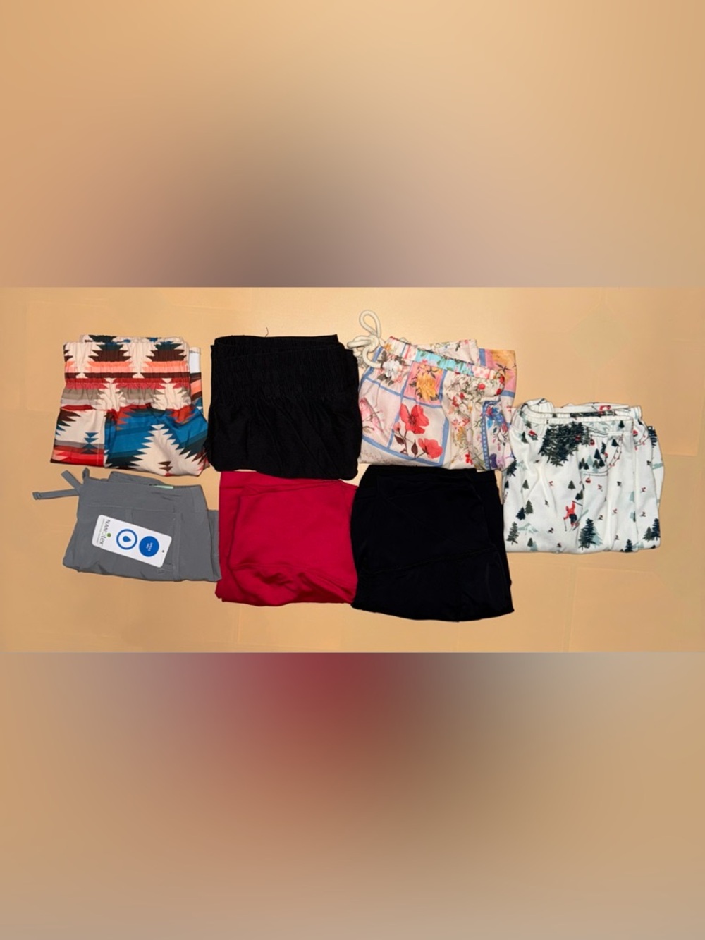 Women Shorts Lot 7 Pair Medium Large Athletic Lounge Magellan American Eagle